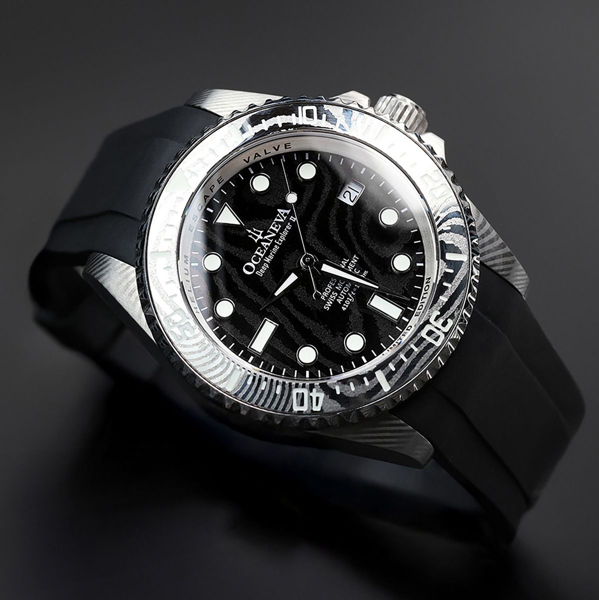 Damascus Steel Deep Marine Explorer II | Black Dial – Watch Gang