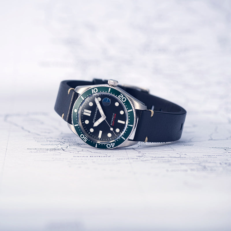 Croft Midsize Black Dial / Leather | Black Dial