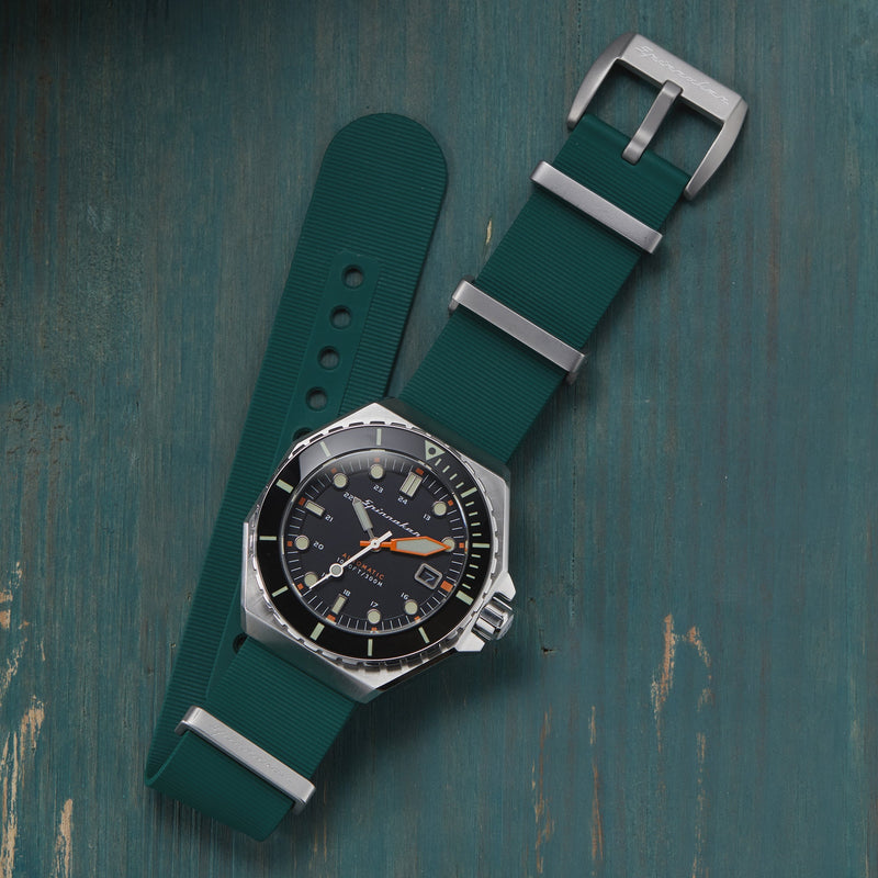 FKM VULCANIZED RUBBER Green / Rubber