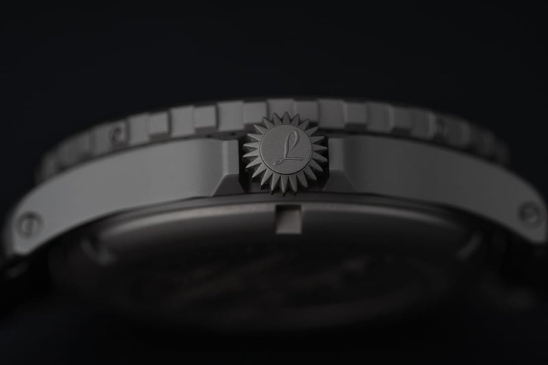 Hamburg GMT DIN 8330 | Black Dial