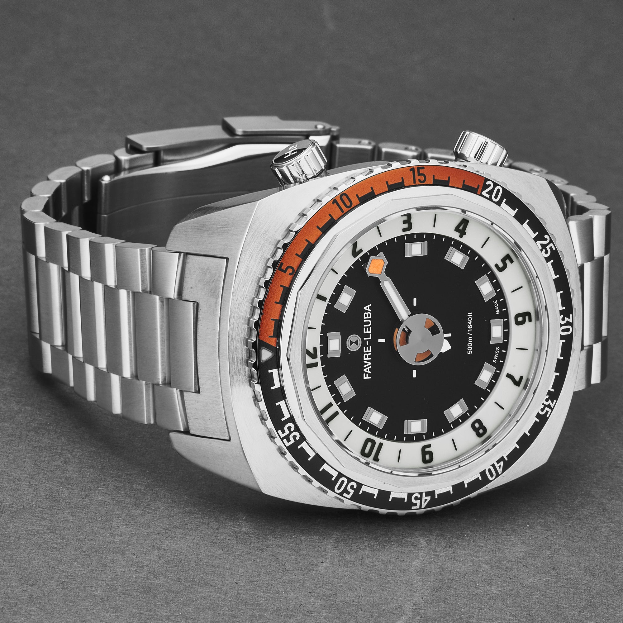 Raider Harpoon 001010108.13.20 / Black Black Dial