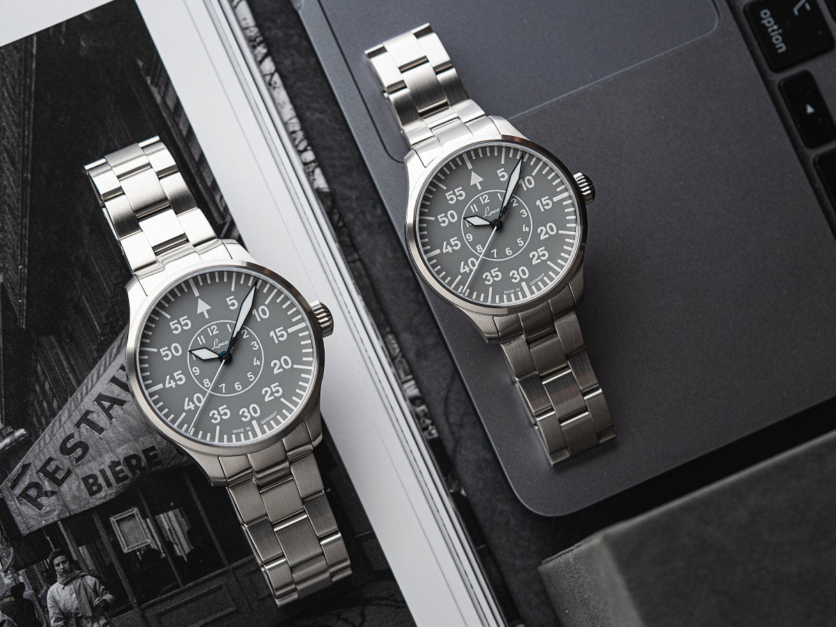 Aachen Grau 42 Automatic / Metal Bracelet Gray Dial