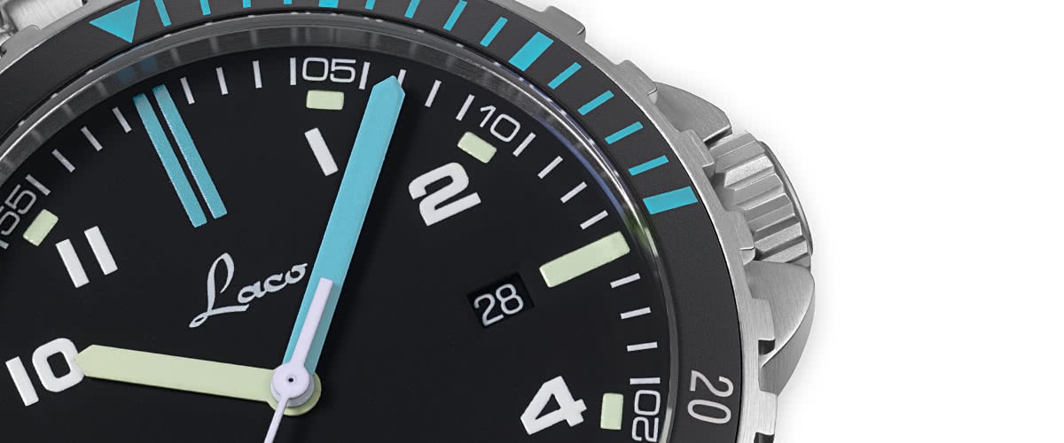 Atlantik Rubber Strap Black Dial