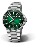 Aquis Date 43.5mm Calibre 400 Black / Stainless Steel Bracelet | Black Dial