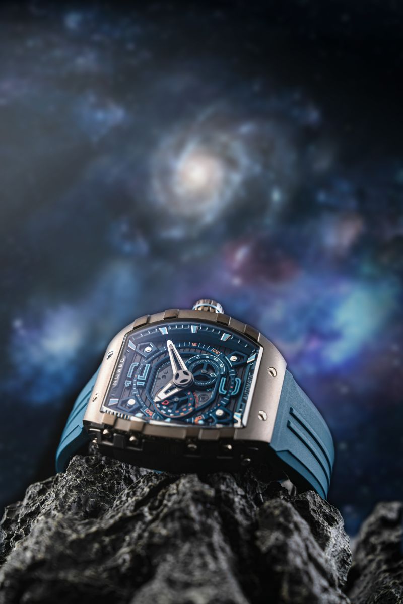 Magellan 24H Automatic Grey / Rubber | Gray Dial