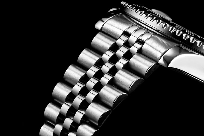 Aquadiver GMT Red / Blue Bezel | Black Dial