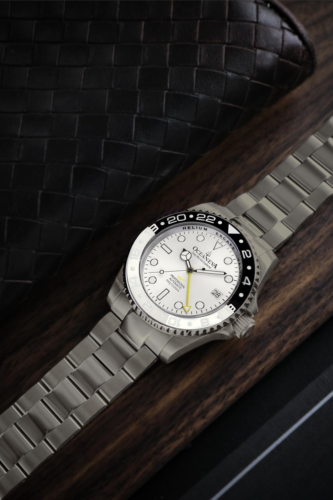 Deep Marine Explorer II White/Black Bezel | White Dial