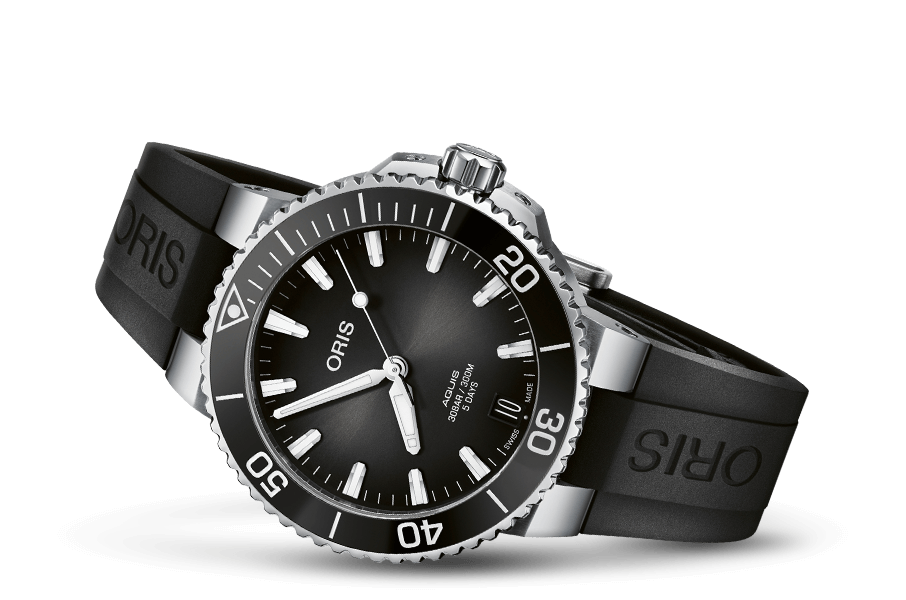 AQUIS DATE CALIBRE 400 41.5mm Black Dial / Rubber Strap | Black Dial