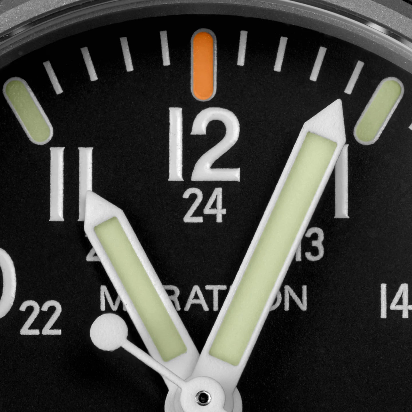 MaraGloPilot's Navigator with Date Black NGM/Def Std | Matte Black Dial