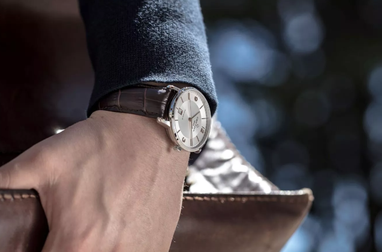 DS Caimano | Silver Dial