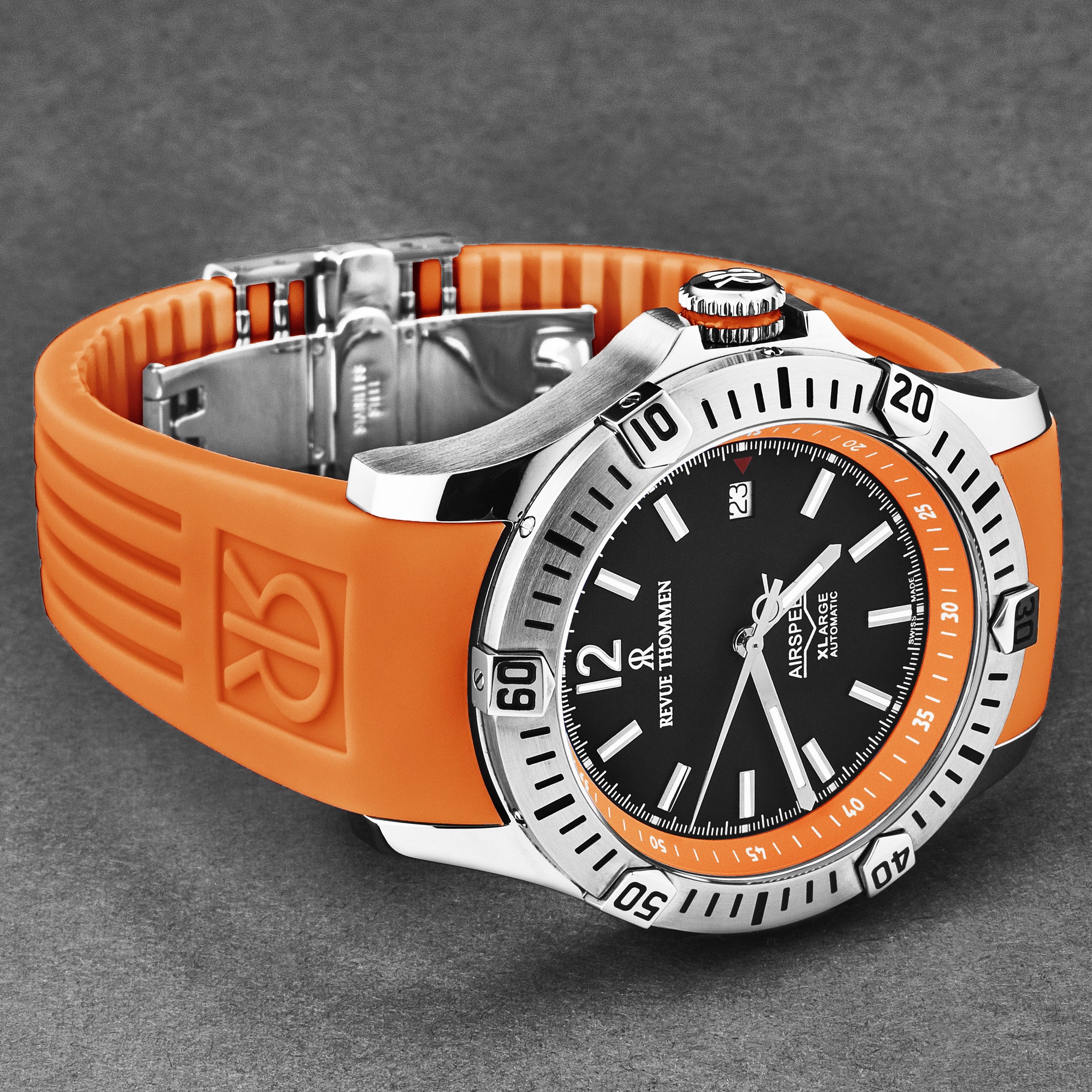 Air speed 16070.4639 / Black | Black Dial