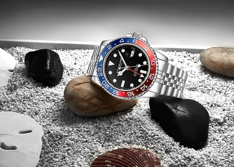 Aquadiver GMT Red / Blue Bezel | Black Dial