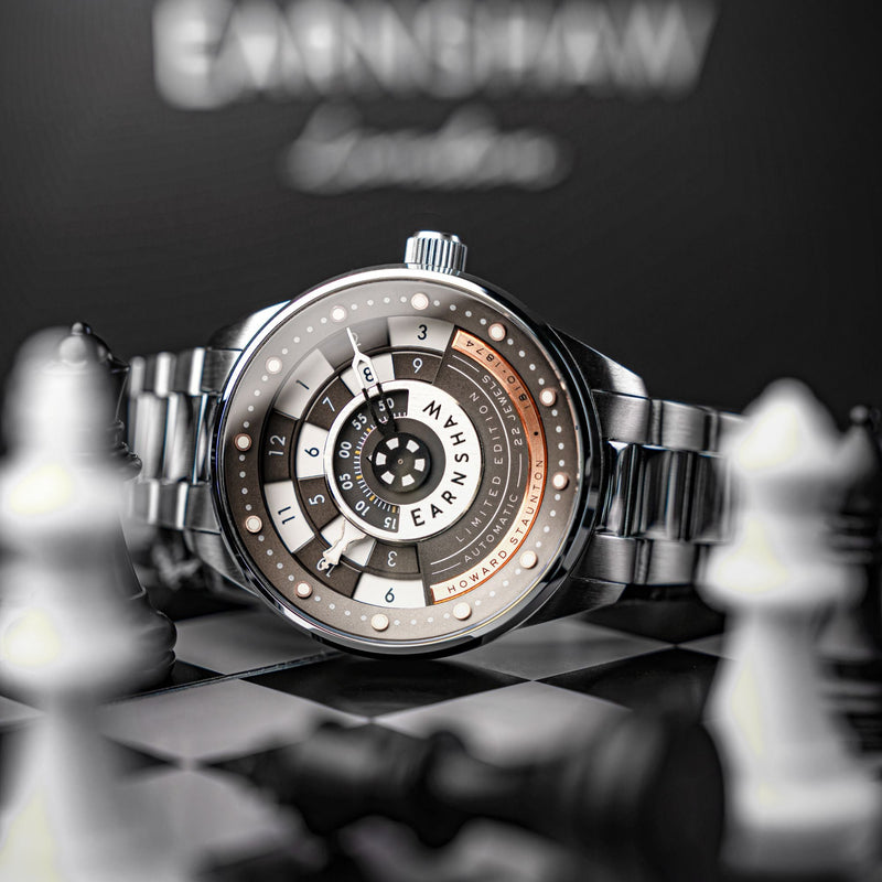 Staunton Chess Set Automatic Limited Edition Grey / Stainless Steel |  Dial