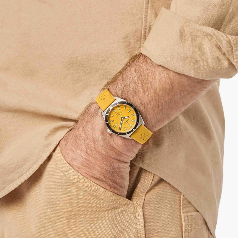 The Duck 40mm Yellow | Yellow Dial