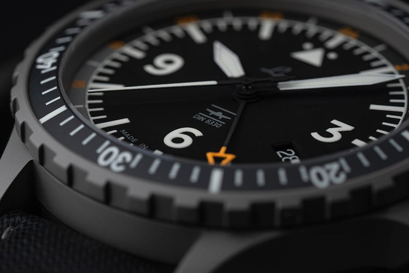 Hamburg GMT DIN 8330 | Black Dial
